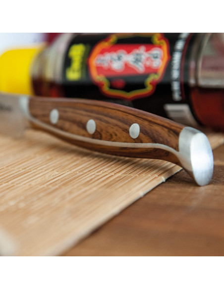 3Claveles_Cuchillo_Chuletero_Wagyu