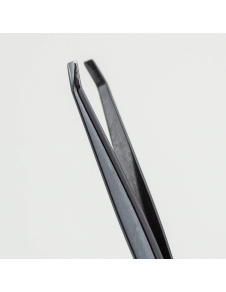 Claw Tweezer Black