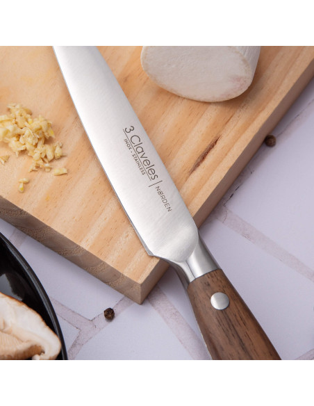 3Claveles_Cuchillo_Cocina_Norden