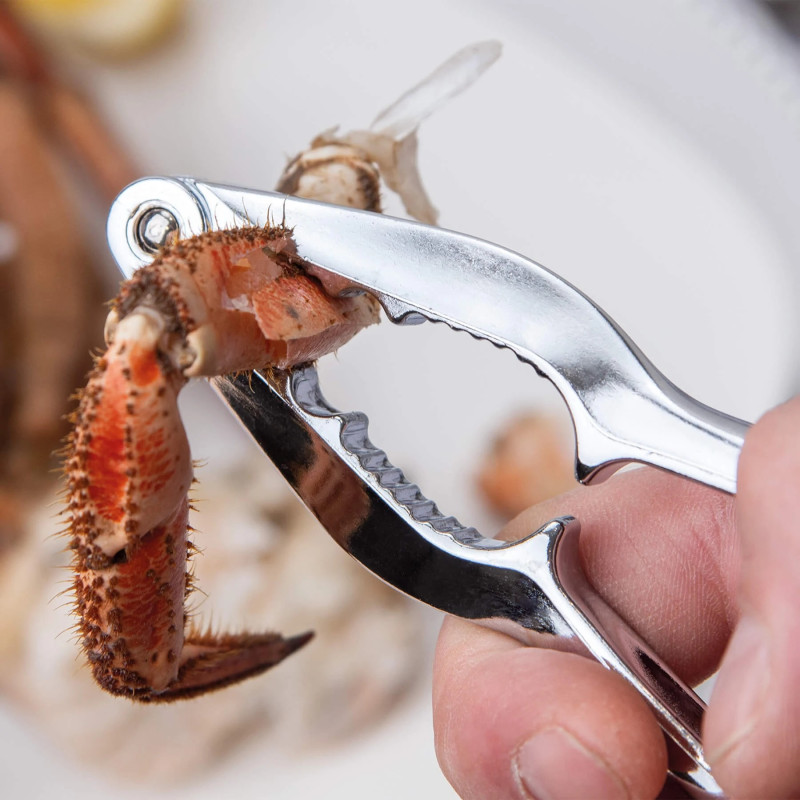 Chrome-Plated Nutscracker | 3 Claveles