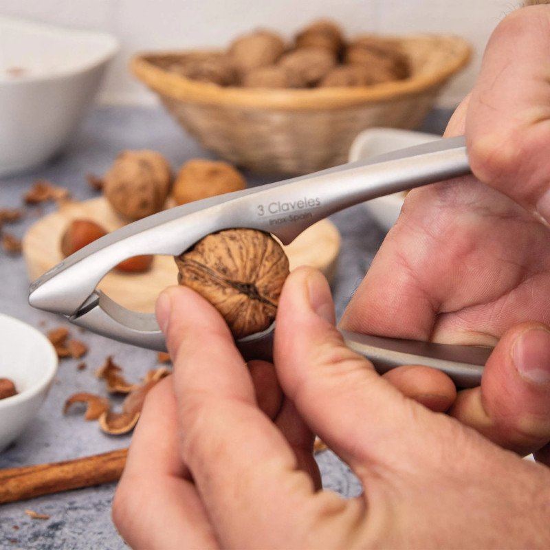 Stainless Foged Nutscracker | 3 Claveles