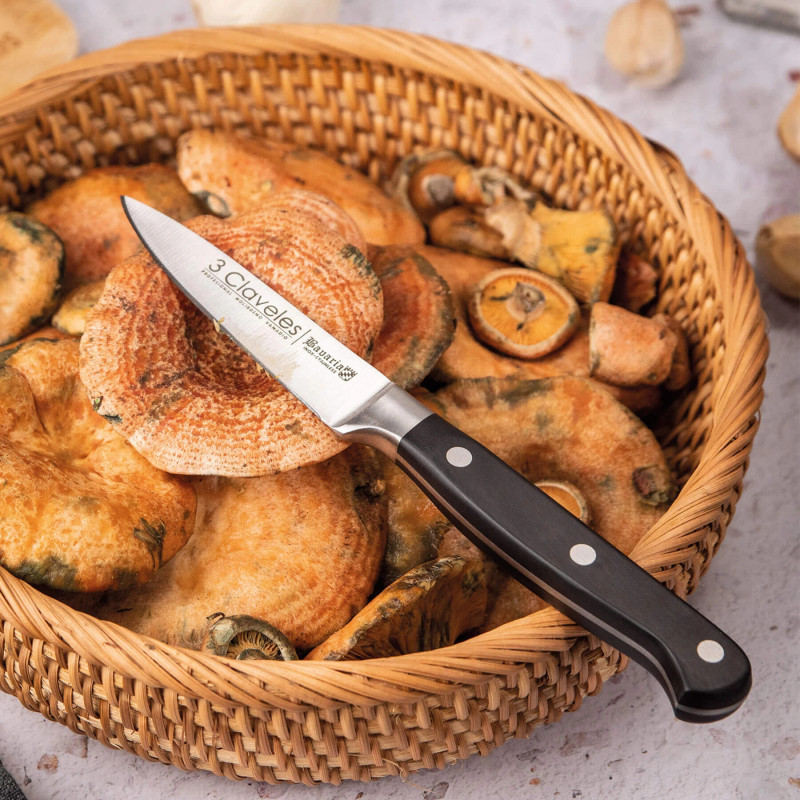 Bavaria Paring Knife | 3 Claveles