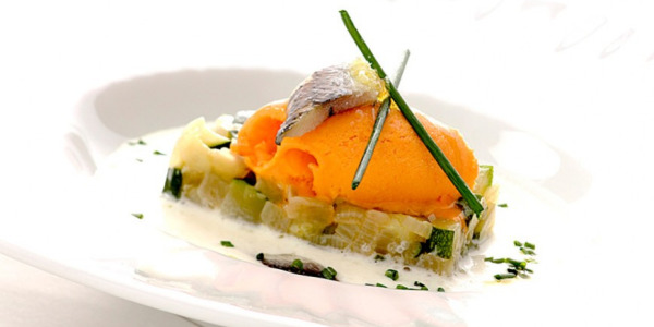 Crema de queso con anchoa ahumada